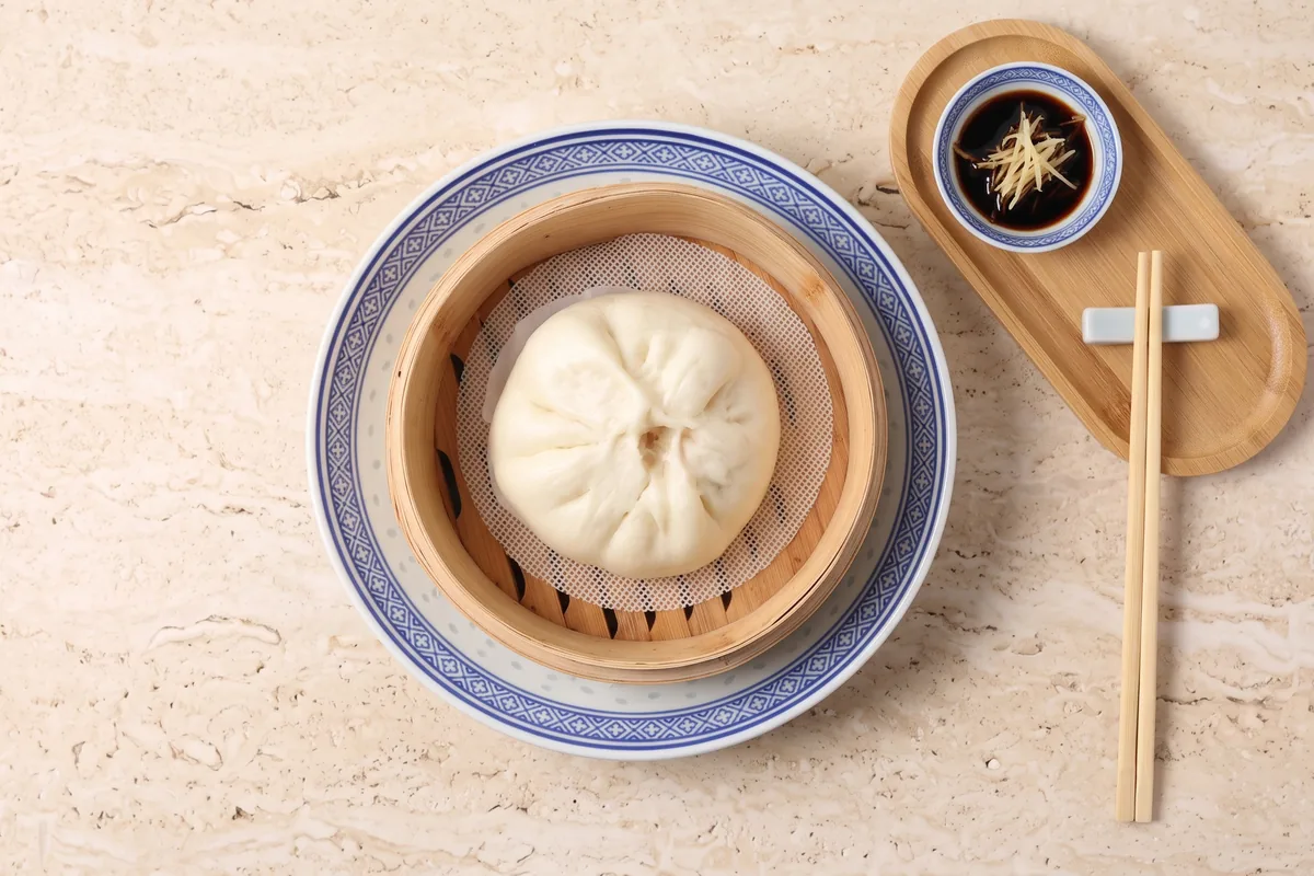 BAOZI MIT SCHWEINEFLEISCH